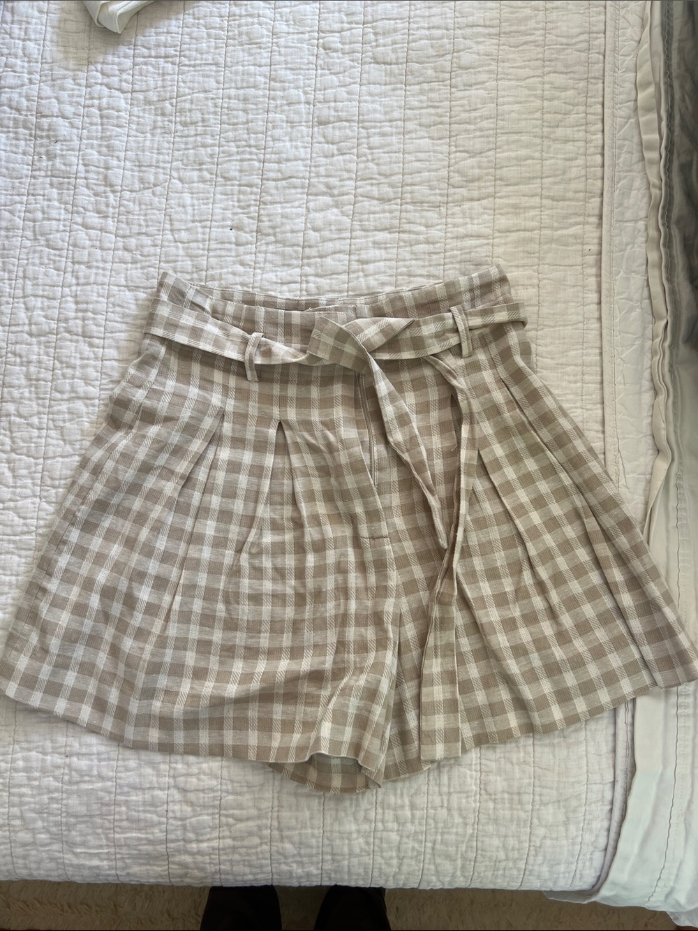Zara Beige and White Gingham Pleated Belted Skort
